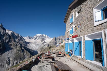 Refuge du Couvercle: Un avant-poste de l’alpinisme au cœur du massif du Mont-Blanc